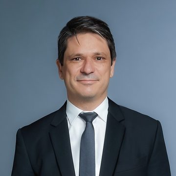 Portrait of Eric Delattre